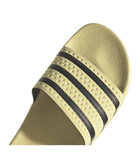 adidas adilette schwarz gelb|Adidas Adilette ab 16,00 € (Black Friday Deals) .